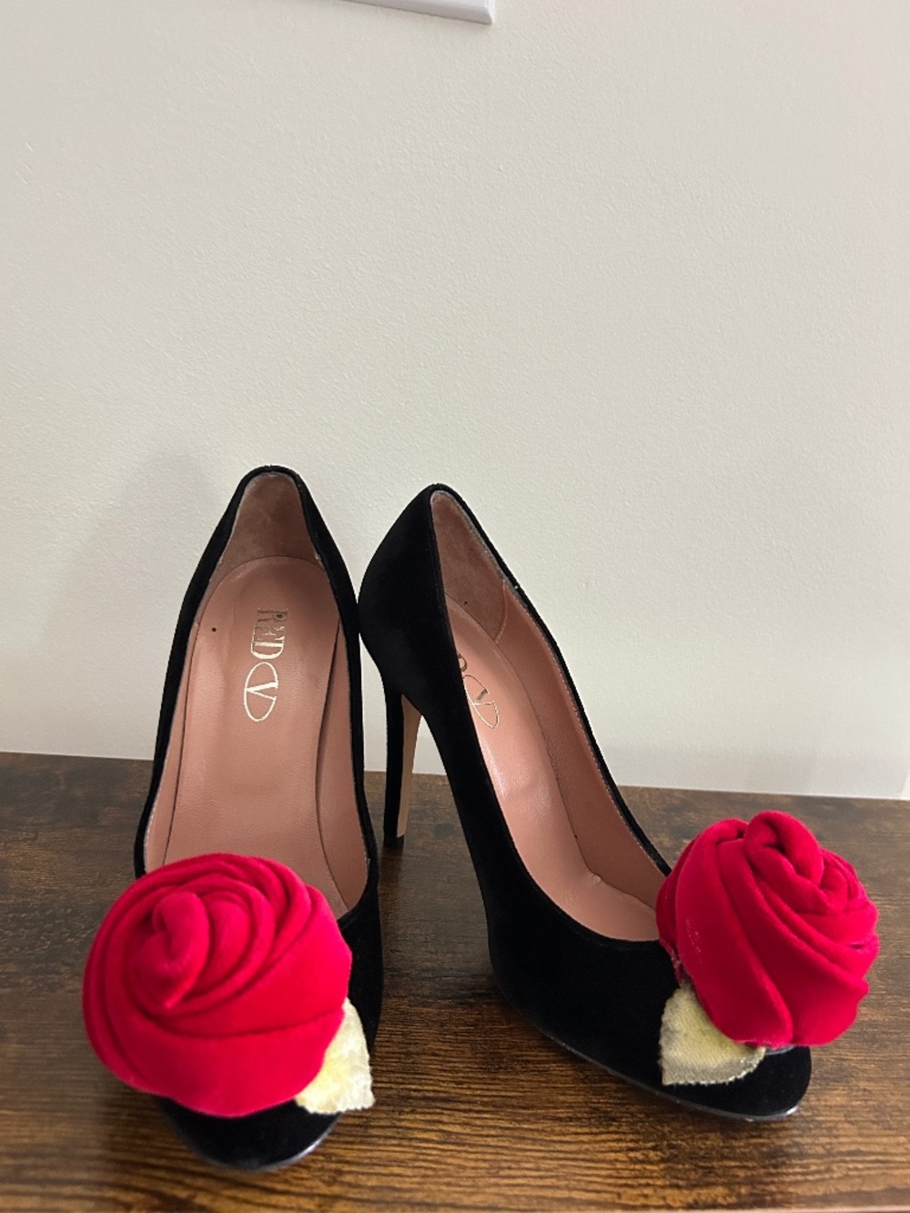 Valentino RED rose black velvet heels made in Italy